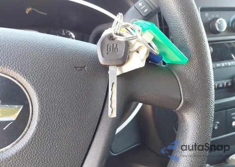 2019 Chevrolet Express 2500 Work Van z USA, uszkodzony, nr VIN 1GCWGAFG9K1277324